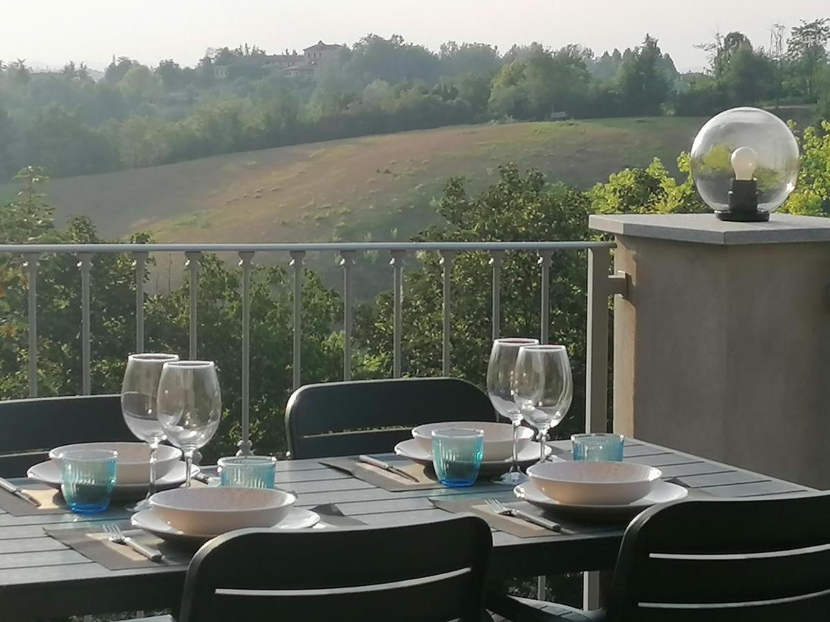 Casa Graziella- La Terrazza Villa Portacomaro Bagian luar foto