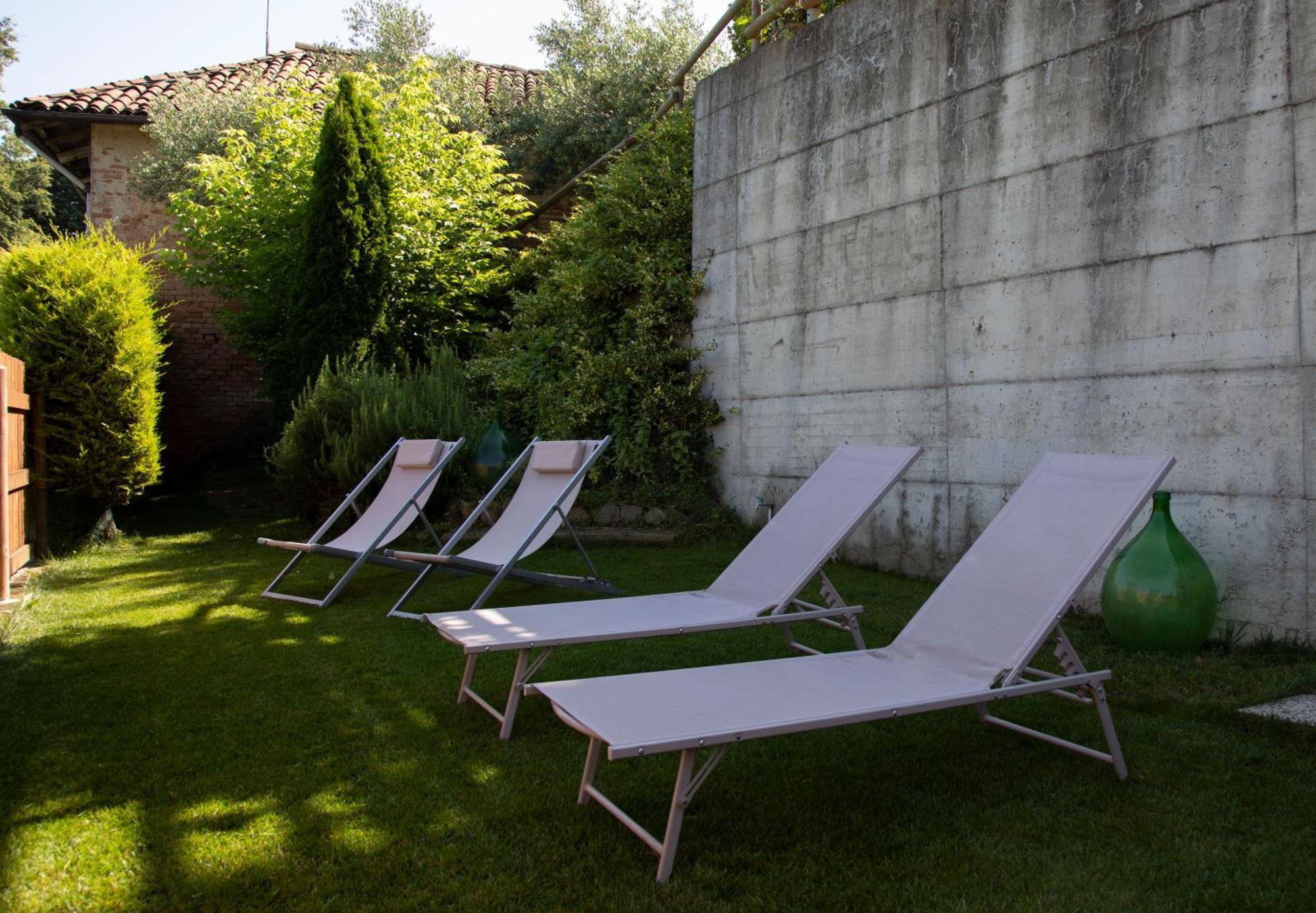 Casa Graziella- La Terrazza Villa Portacomaro Bagian luar foto